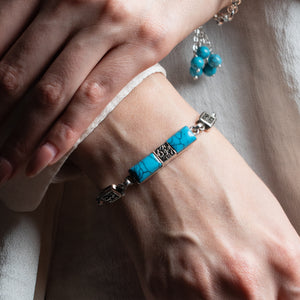 "Affection" Rectangular bracelet in Turquoise