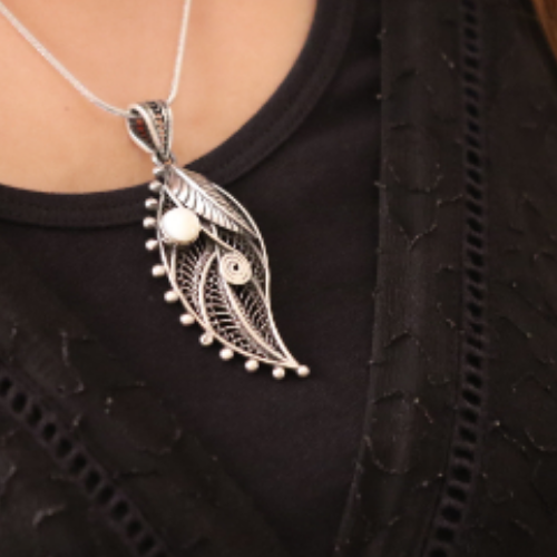 Autumn Pendant With A Pearl Stone
