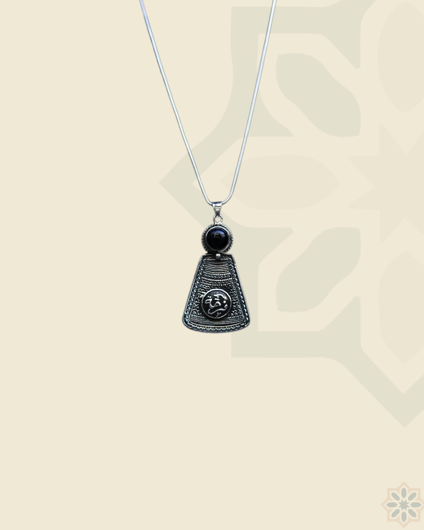 "Farha" pendant