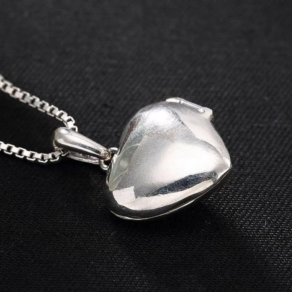 Secret Heart Locket
