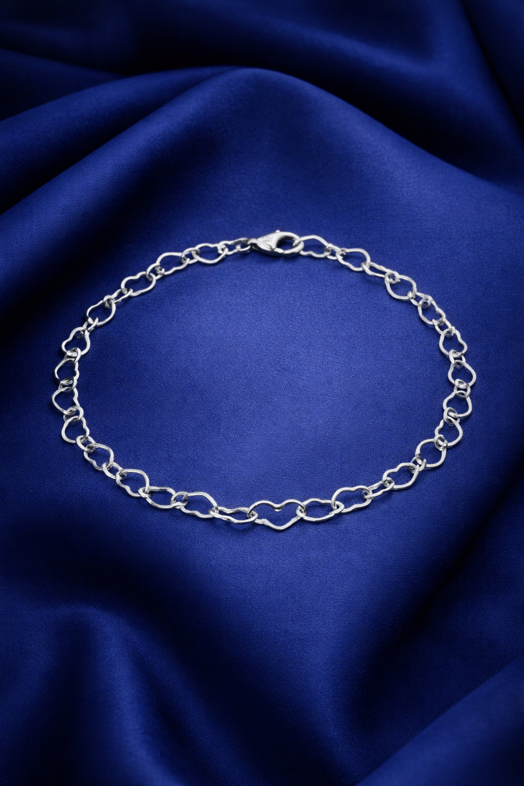 The Eternal Hearts Bracelet