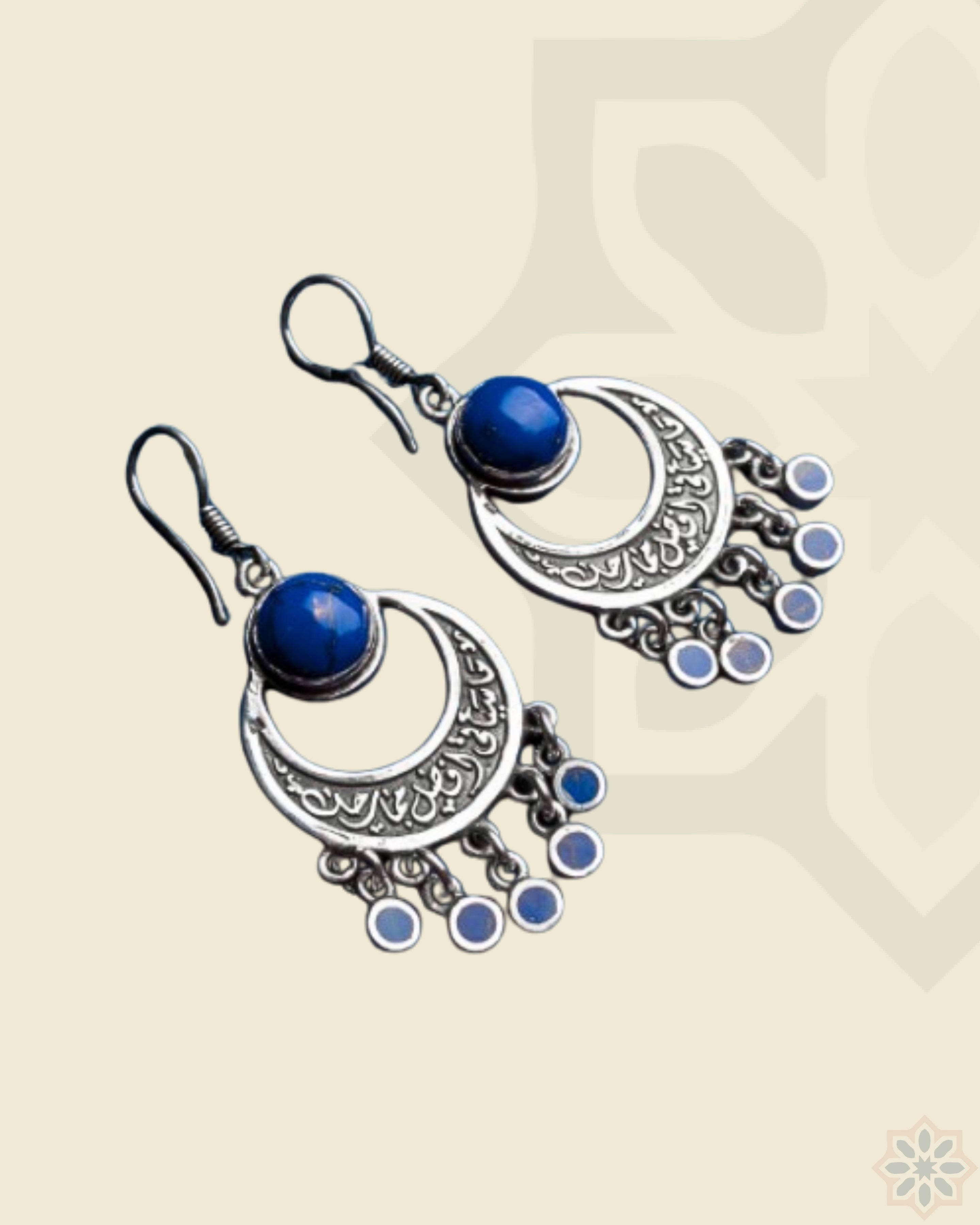 Earring of Hope with Dark Blue Lobes