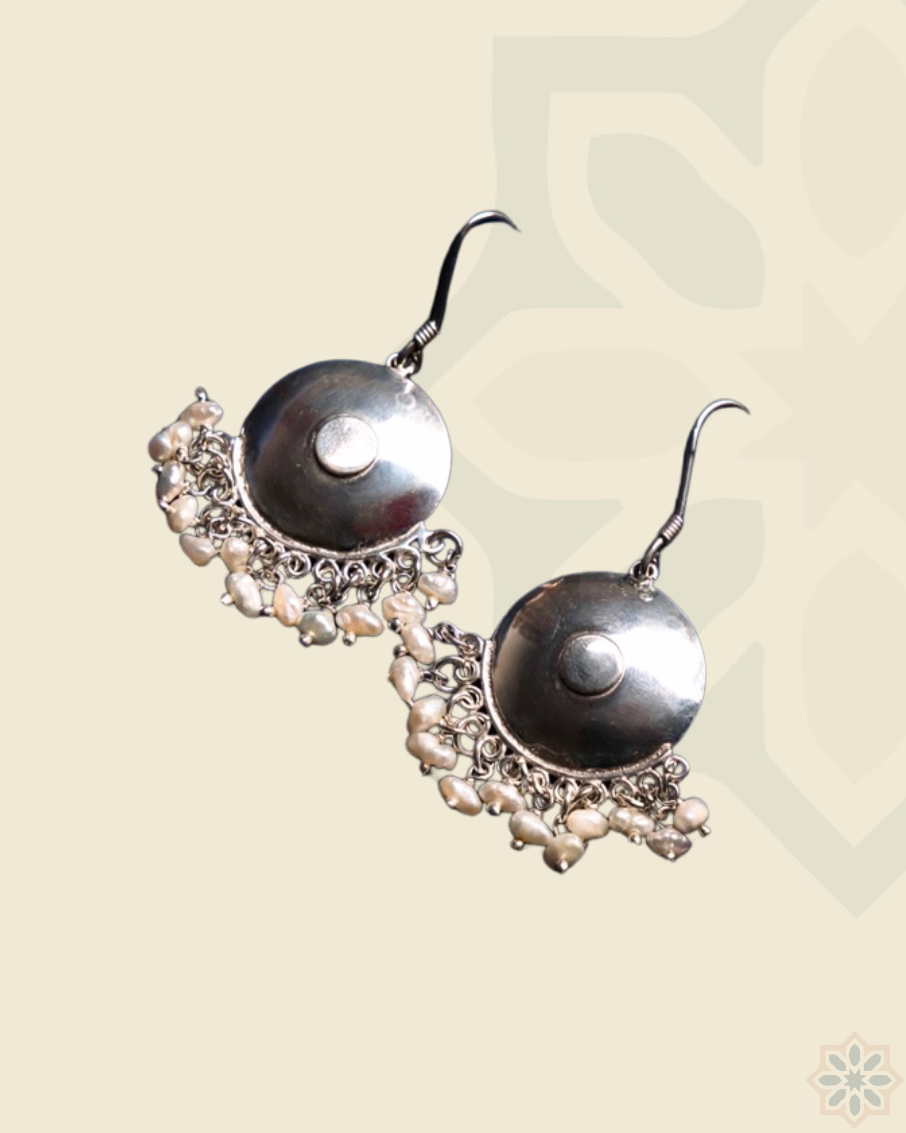Dish Earring with Natural Pearls
