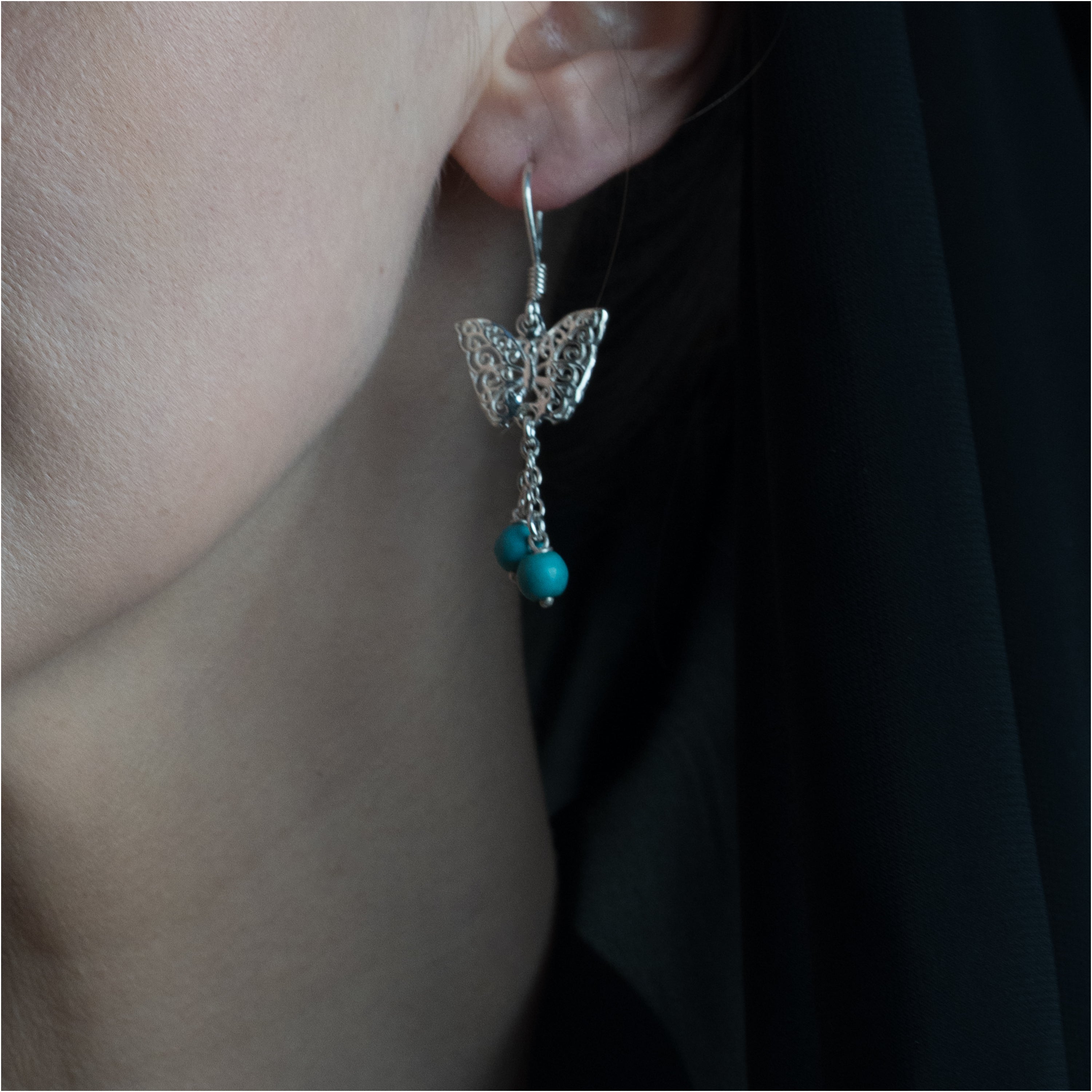 Simple Butterfly Earring (Turquoise)