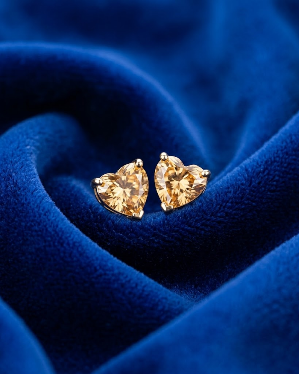 Champagne Heart Stud Earrings 4316 قرط