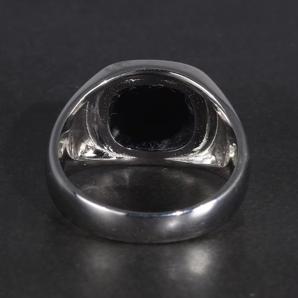 Onyx Crest Ring