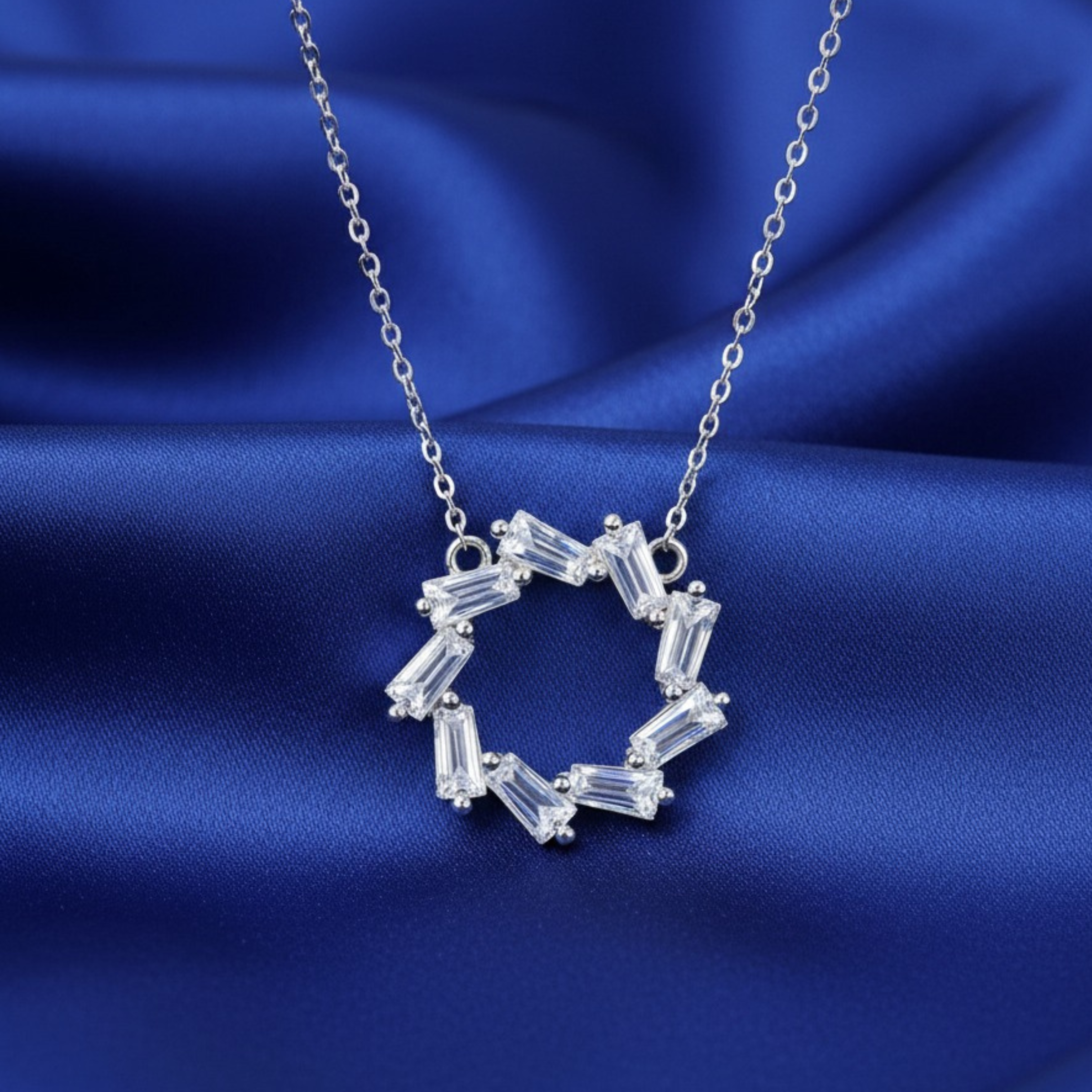 The Radiant Circle Necklace