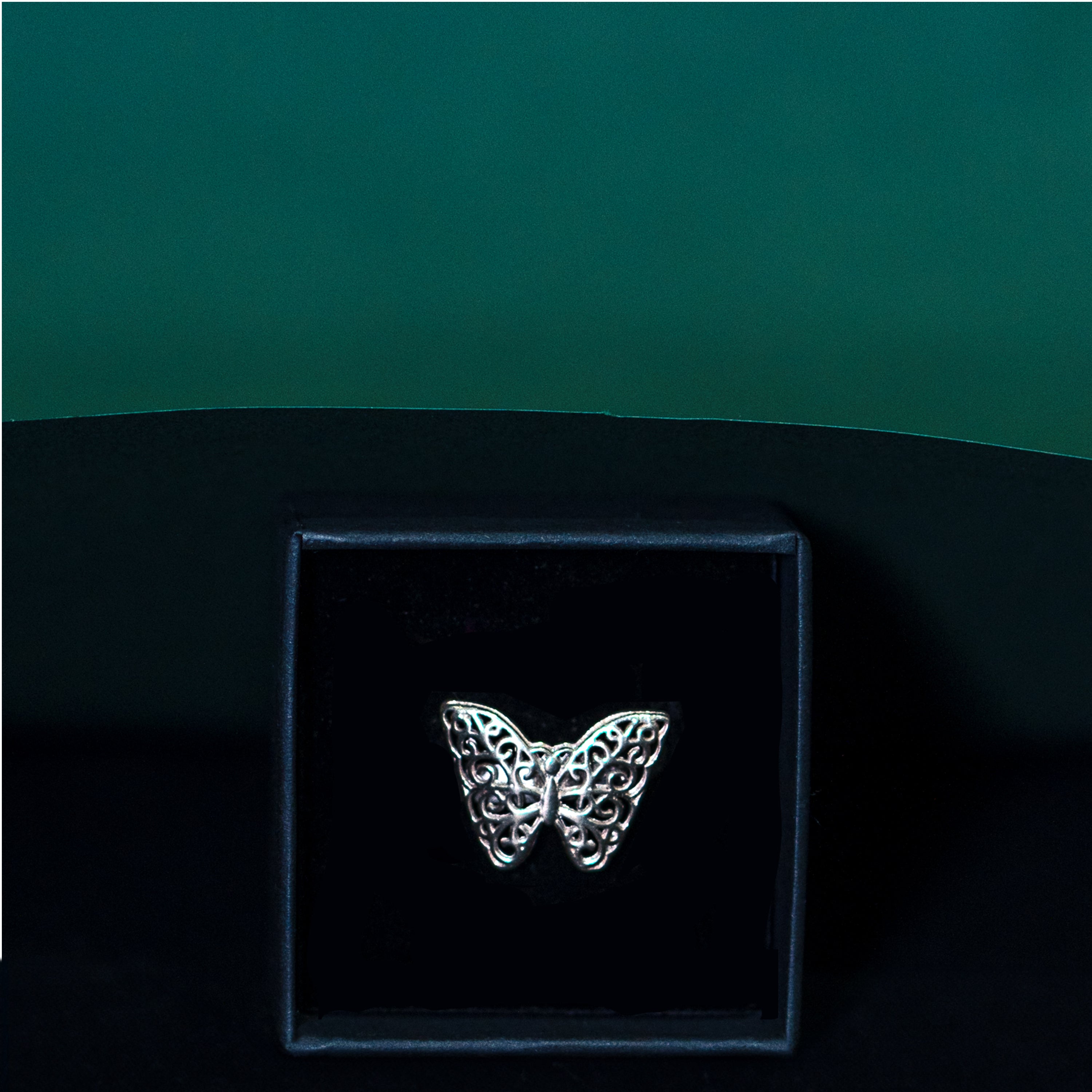Simple butterfly ring