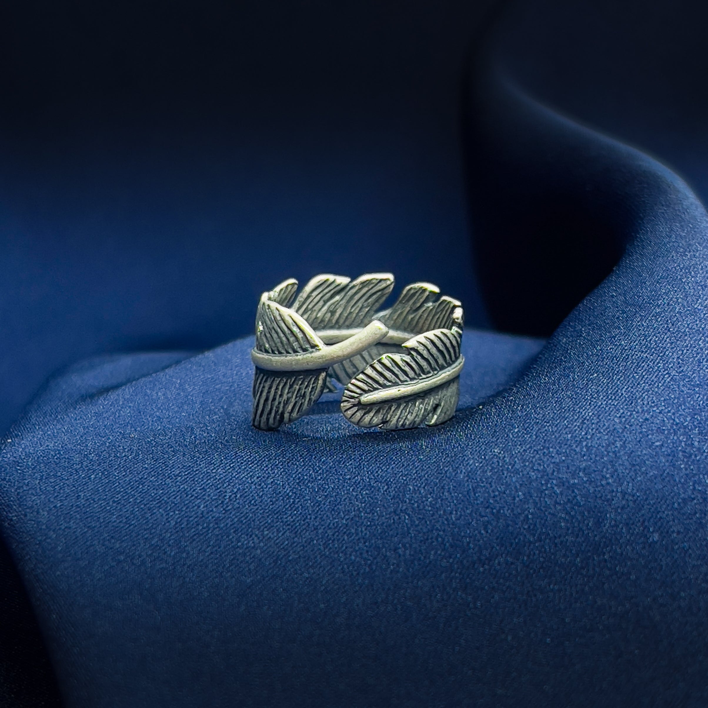 Feather Flow Ring