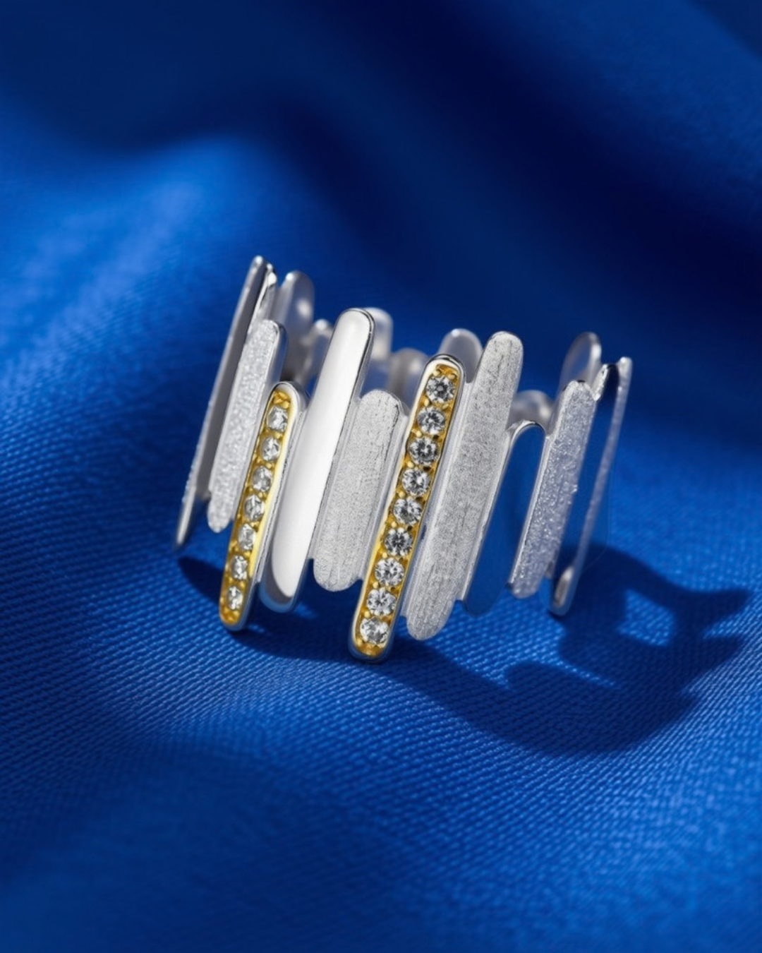 Golden Zircon Bars Statement Ring 7410 ﺧﺎﺗﻢ