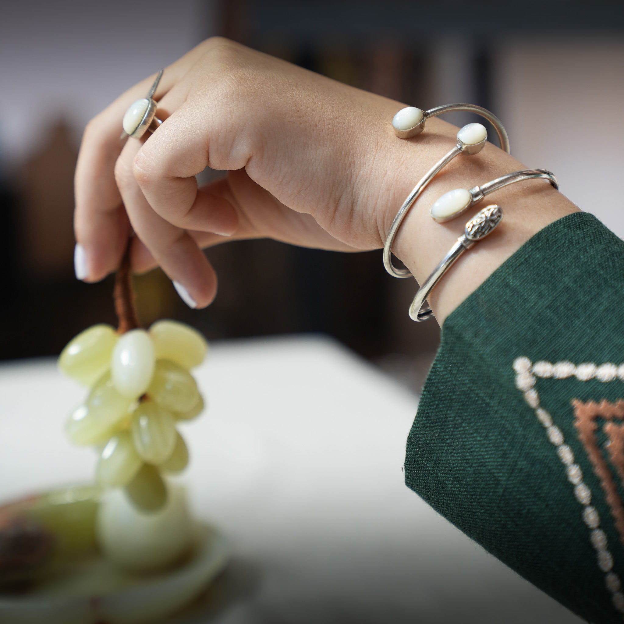 Happiness Pearl Bangle