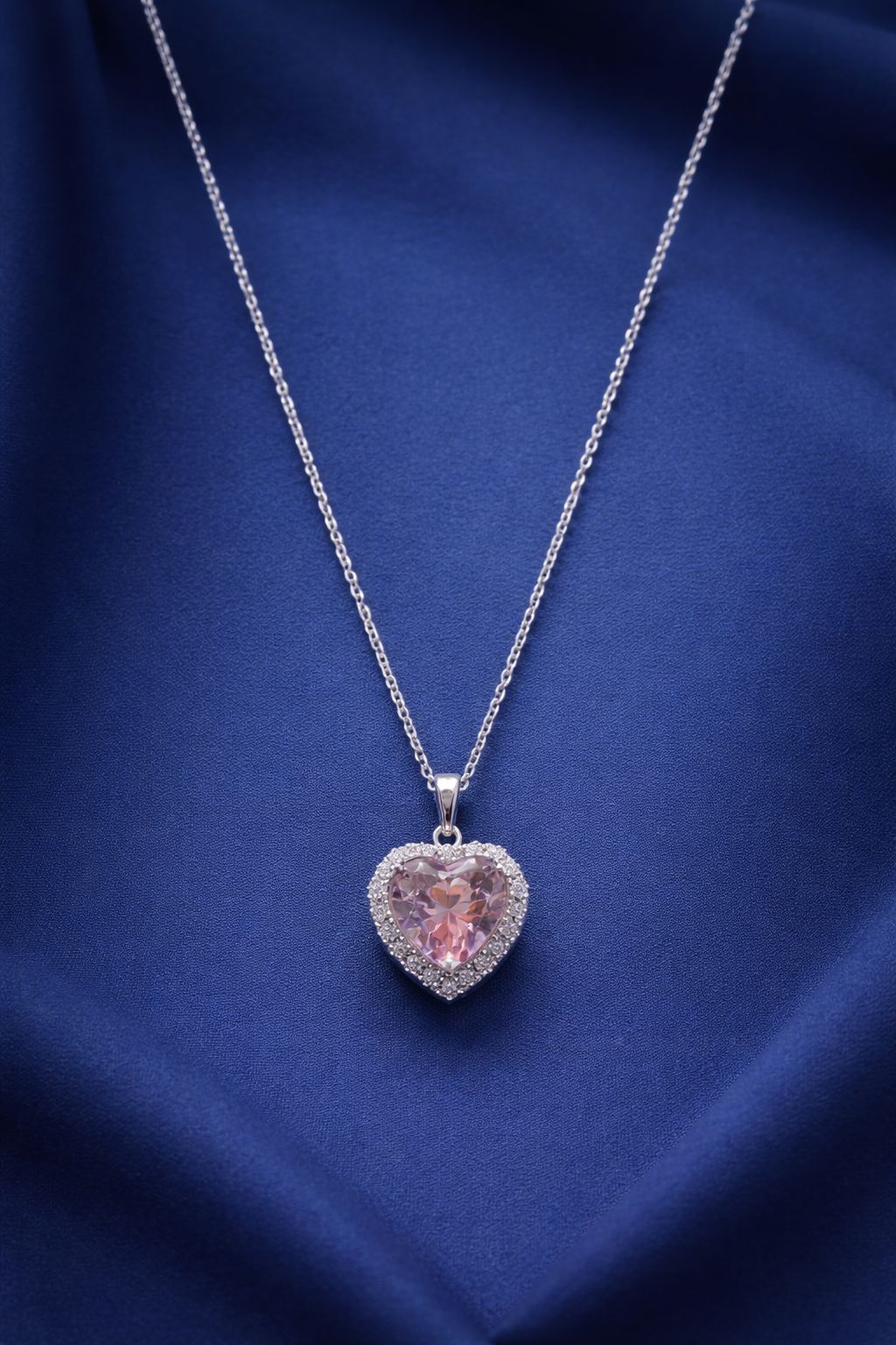 The Royal Rose Heart Necklace 6283