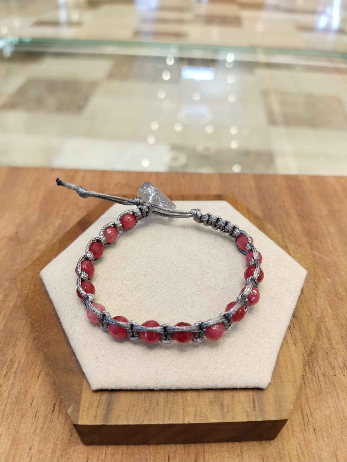 Gray thread bracelet with burgundy Agate 12059