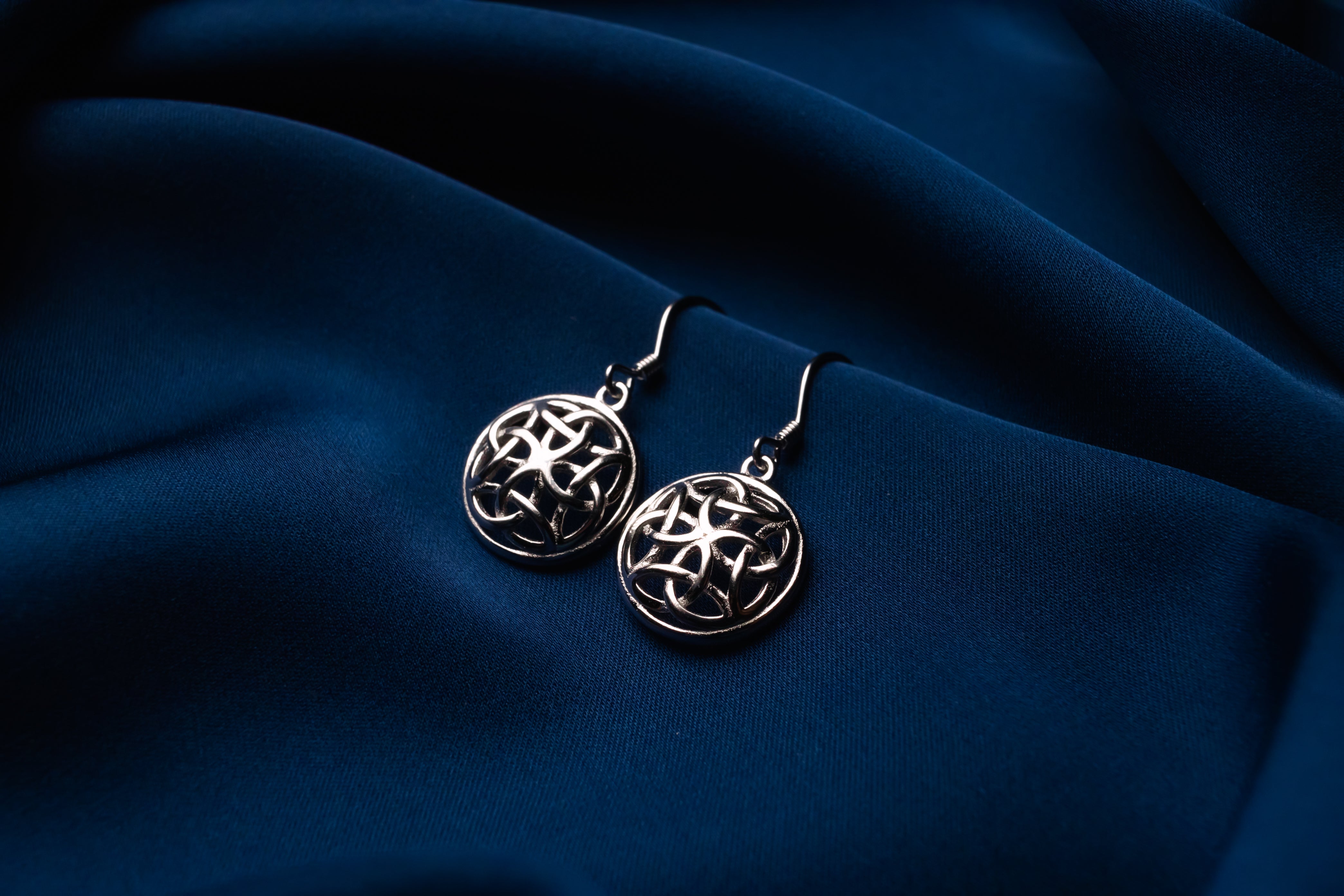 Silver Earring Mesh Round