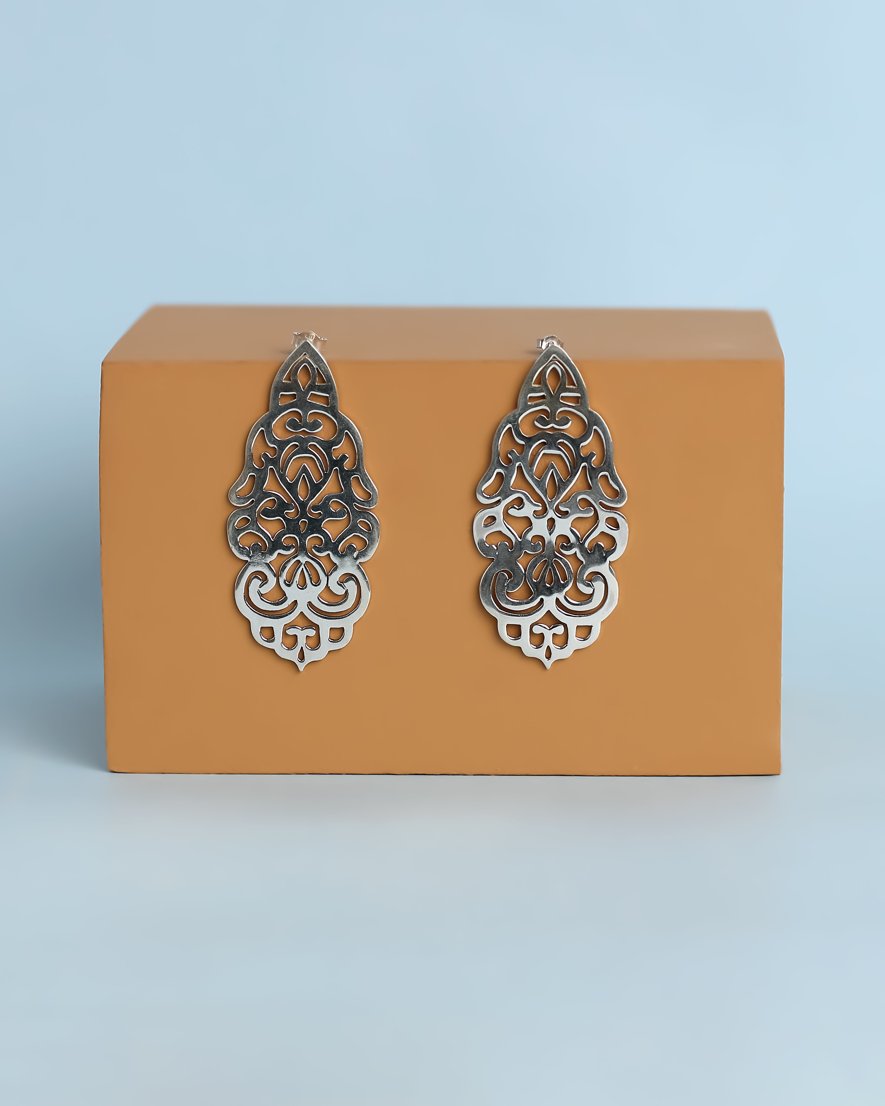 Royal Earring (L)