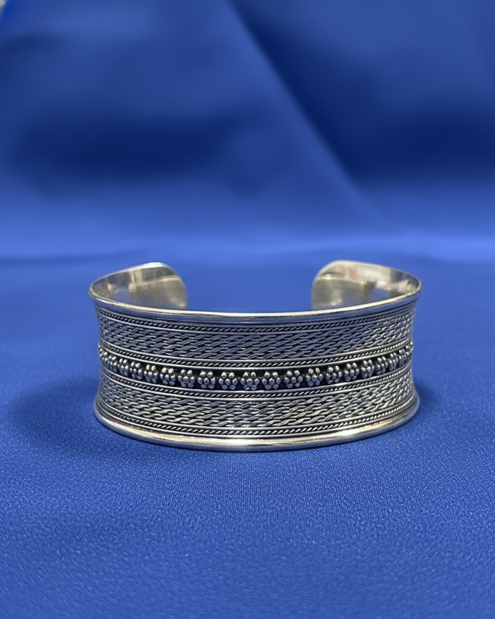 Woven Mesh & Beaded Row Wide Silver Cuff 1364 إسواره