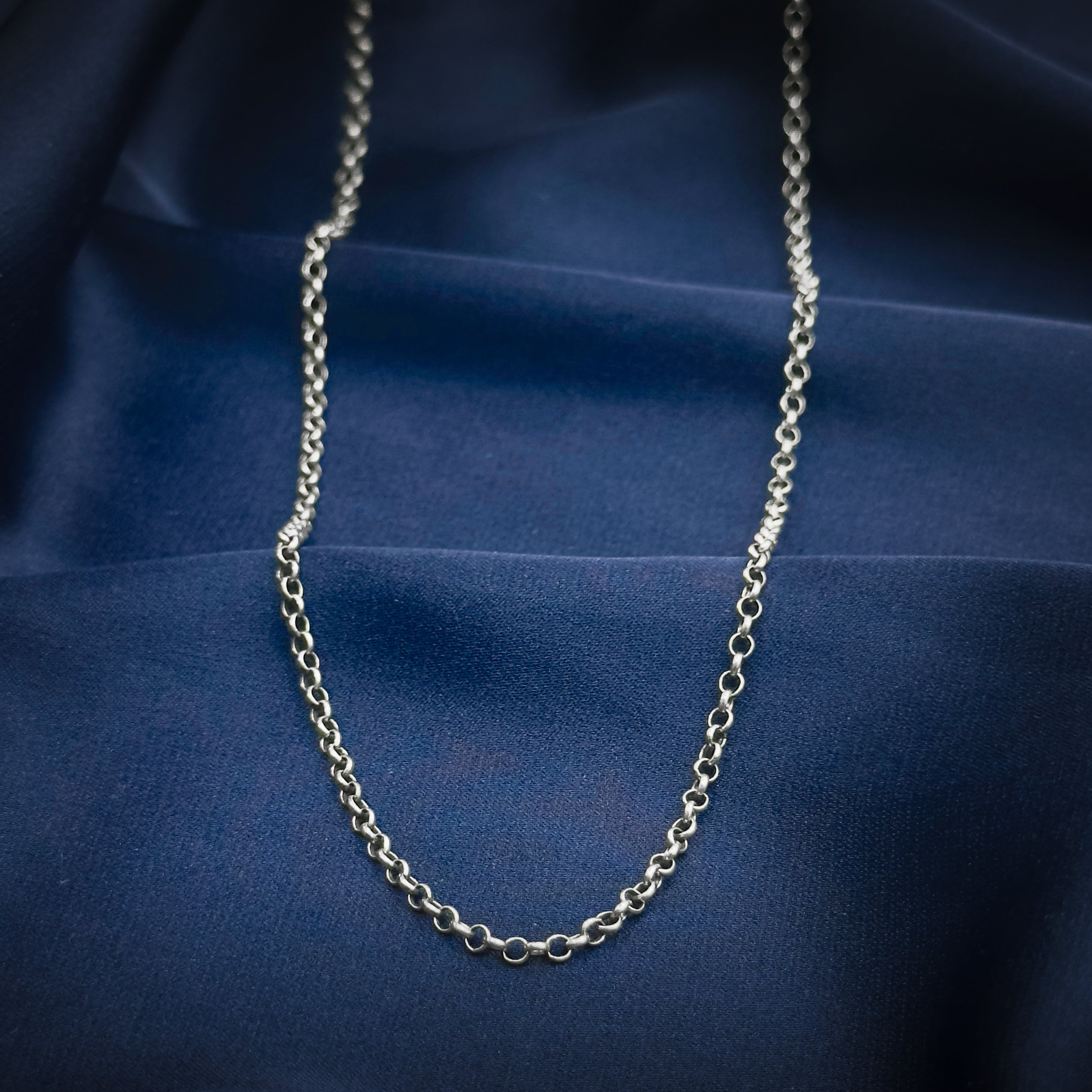 Essential Silver Chain