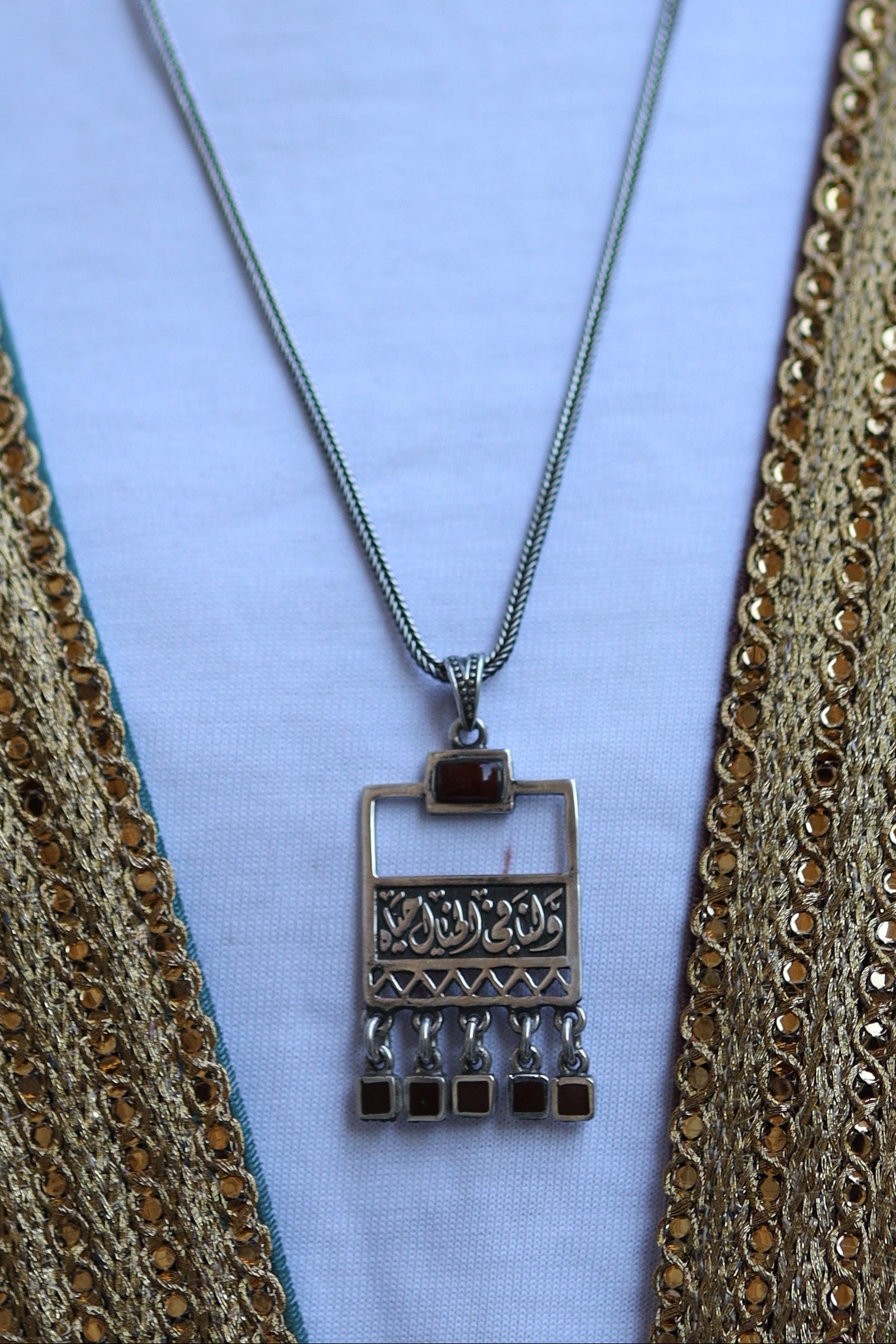 Imagination Square Pendant With 5 Maroon Stones ‎ (Pendant Only)