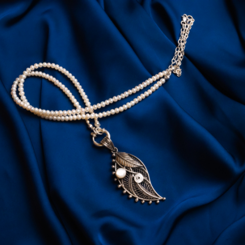 Autumn Pendant With A Pearl Stone