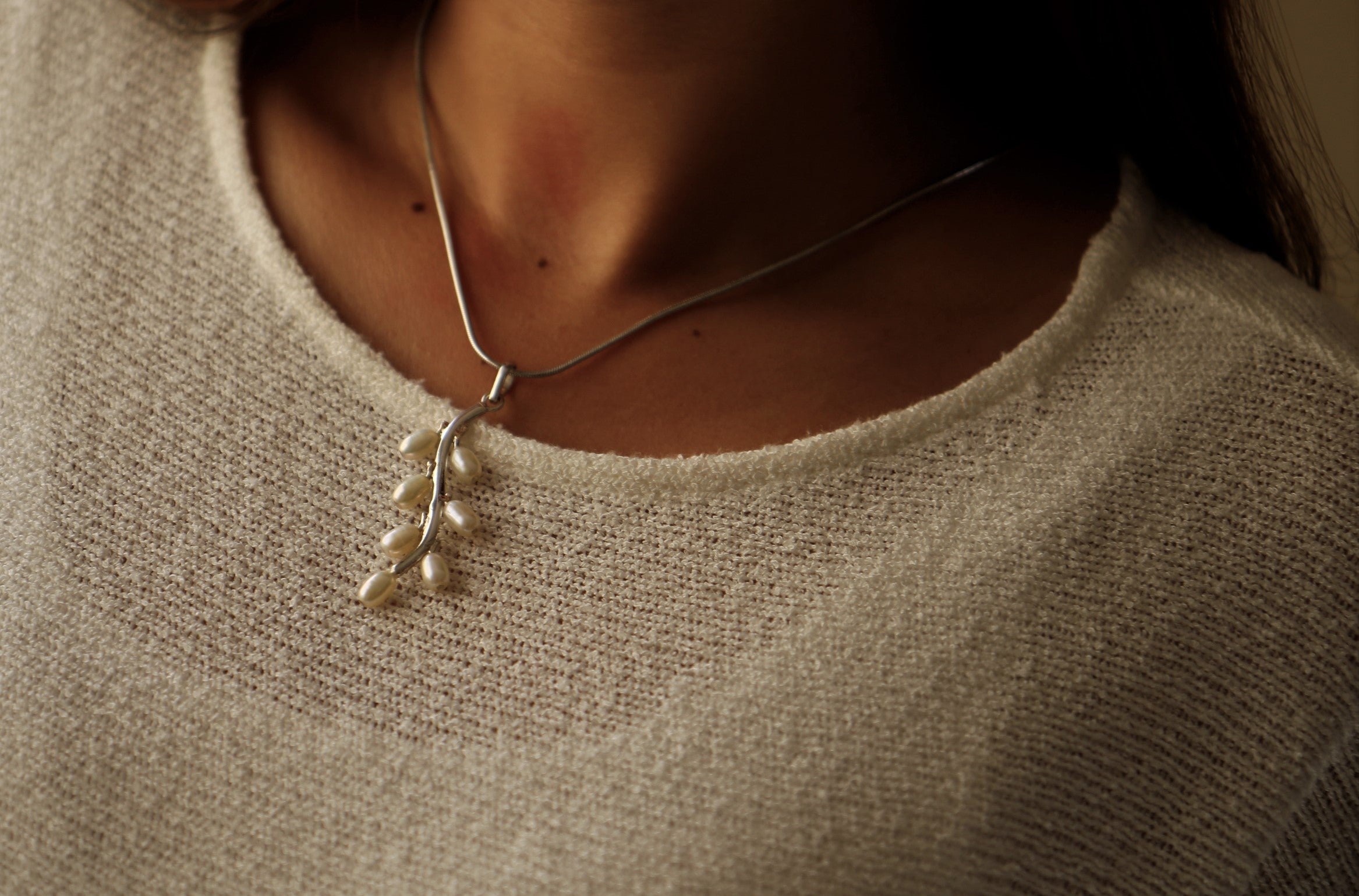 Oriental Silver Pendant- Leaf With White Pearls
