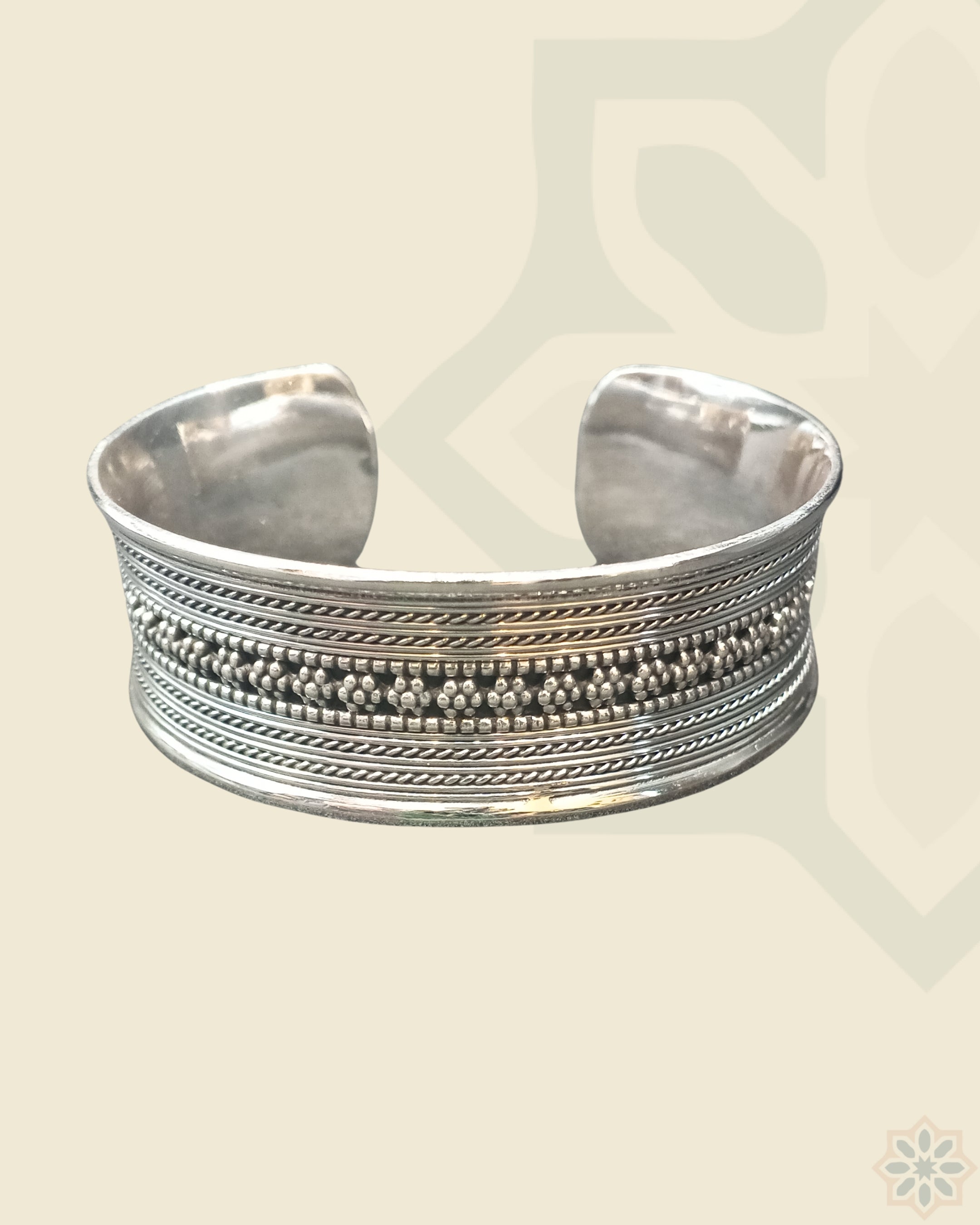 The Heritage Motif Bangle Small
