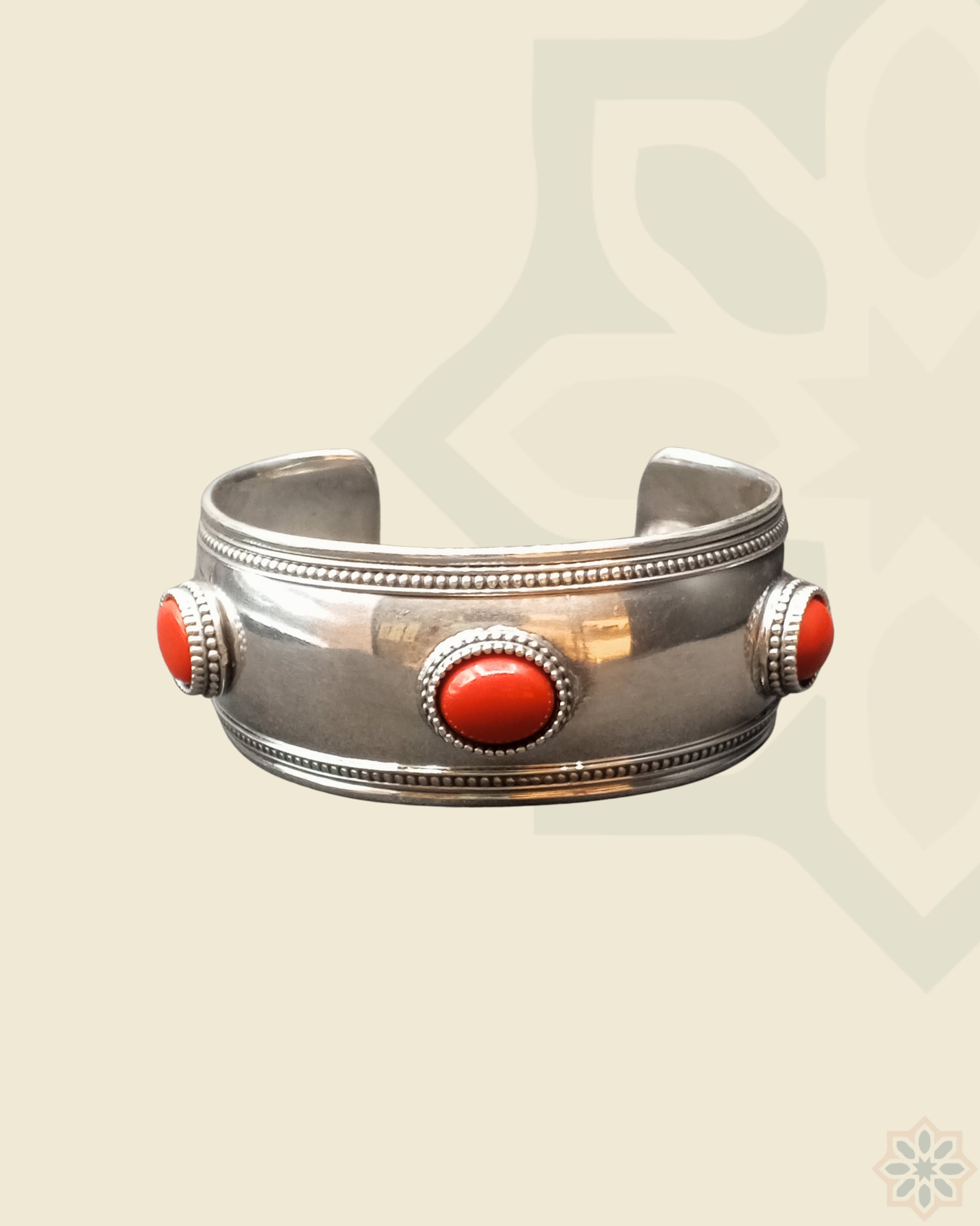 The Love’s Embrace Bangle