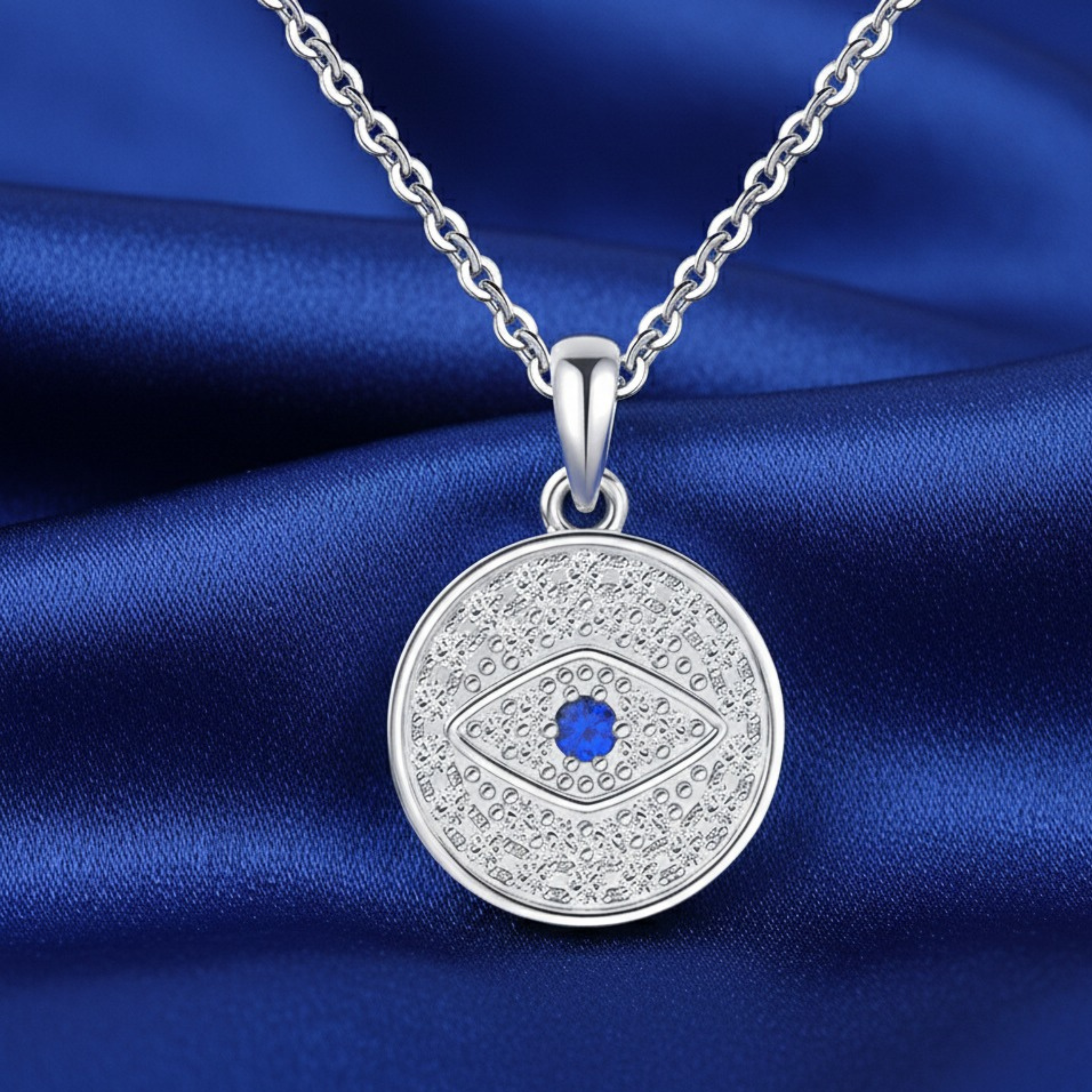 Simple Shimmer Eye Silver Necklace