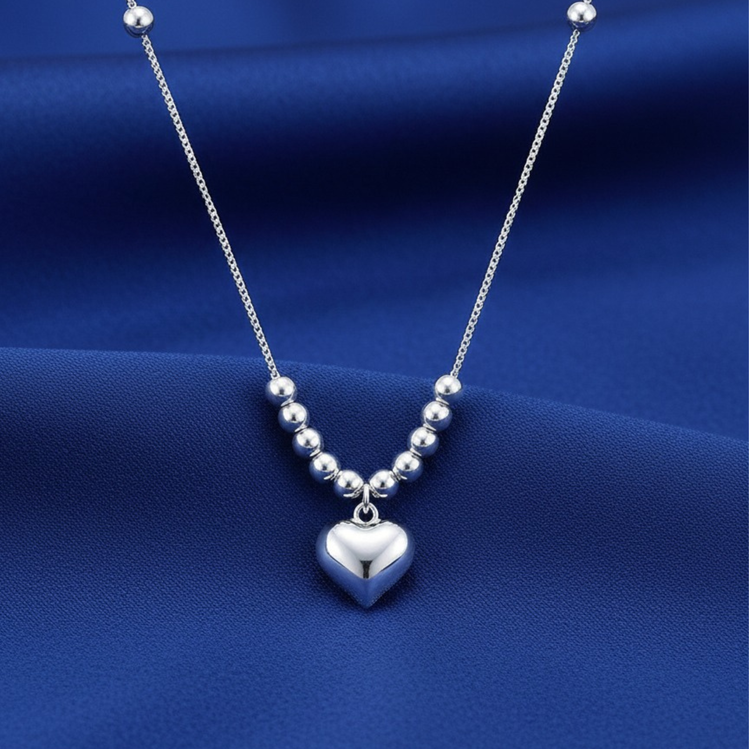 The Heartbeats Necklace