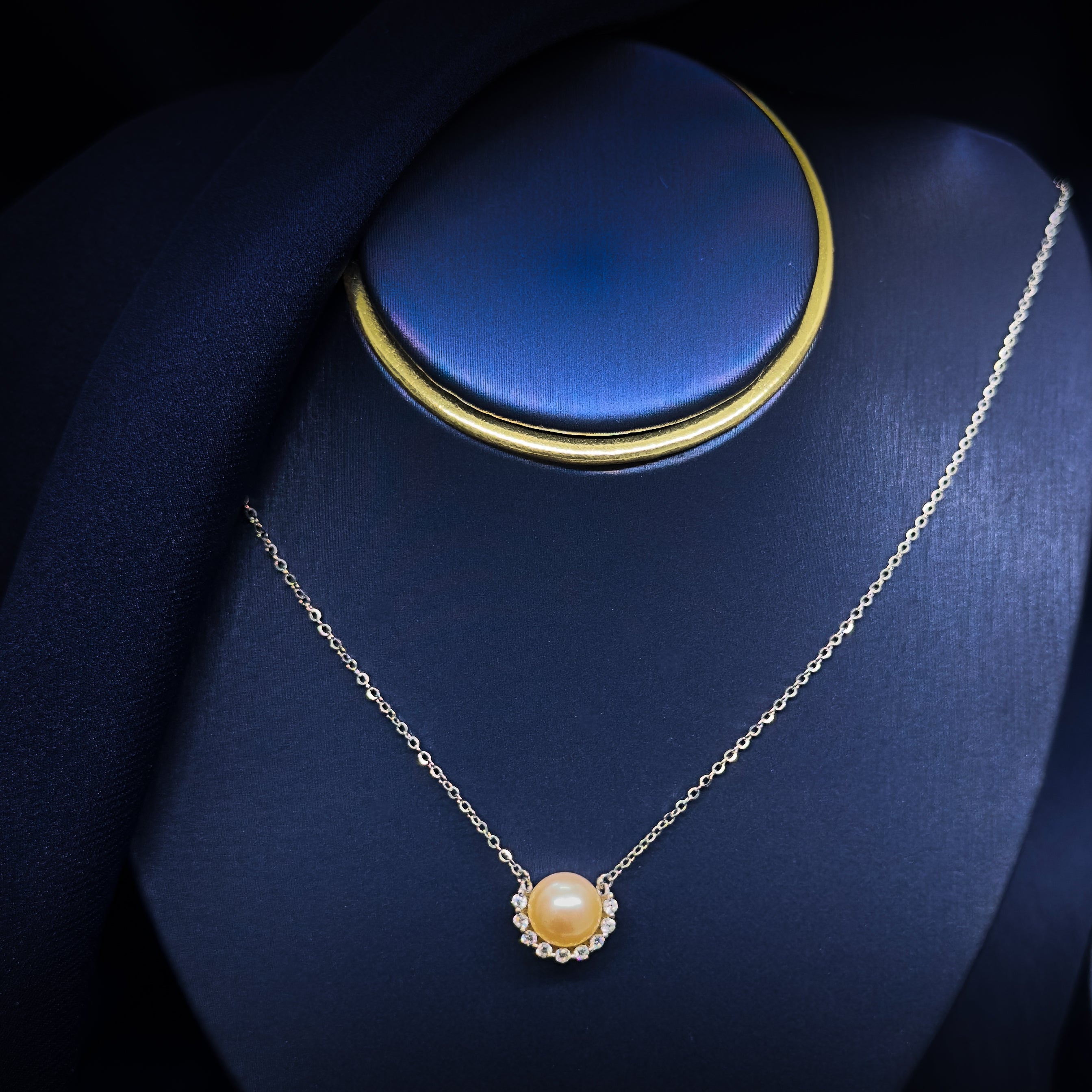 Luna Pearl Silver Necklace