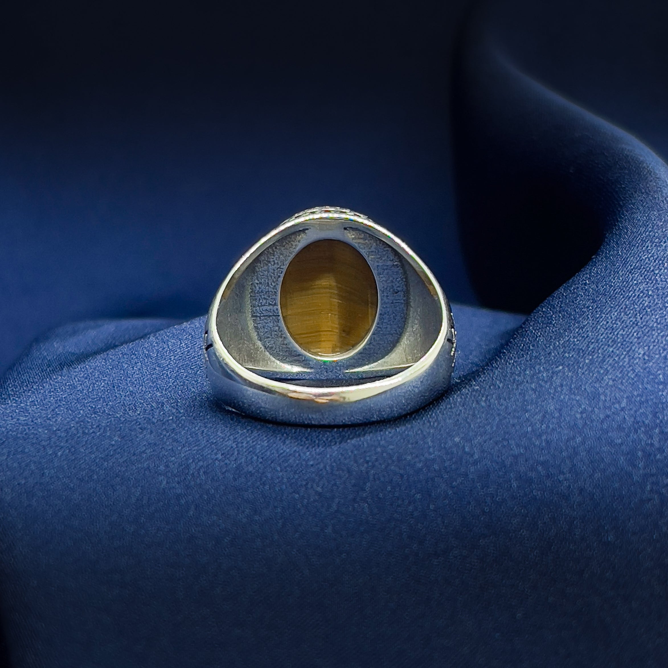 Tiger Crest Ring