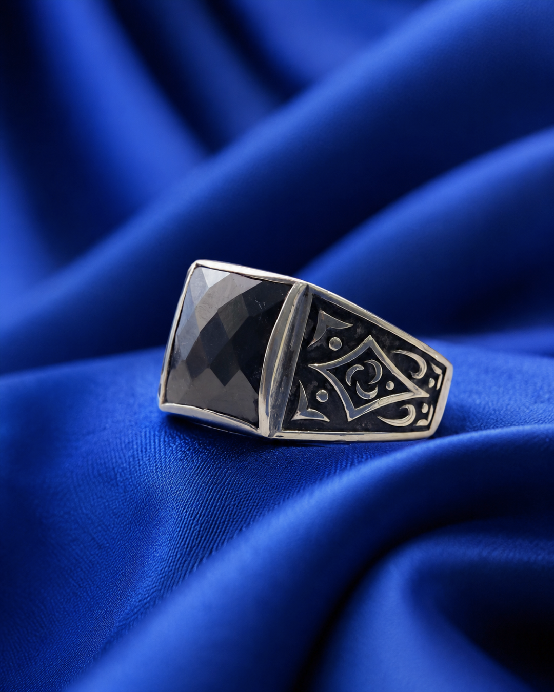 Faceted Black Onyx Signet Ring 70082 خاتم للرجال