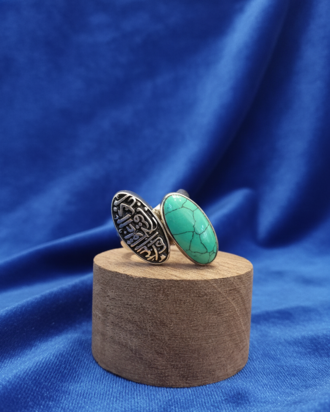 Green Opening Swirl Ring 7291