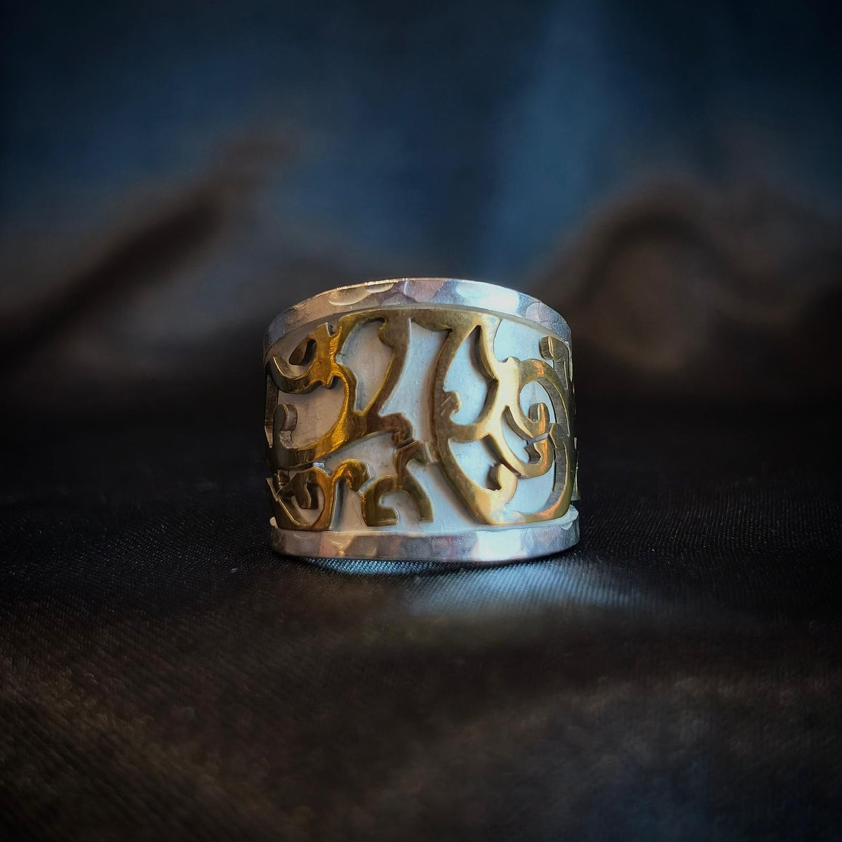 Golden Calligraphy Hammered Ring 7398