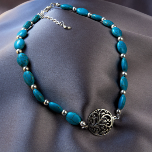 Turquoise Chain With Decorative Pendant