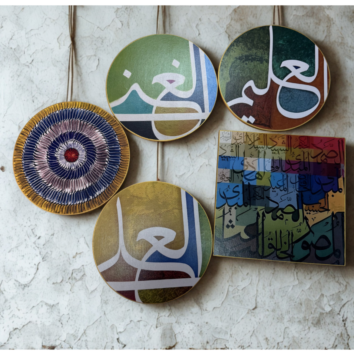 Wooden Hanging Plate Set of 5 HG00159