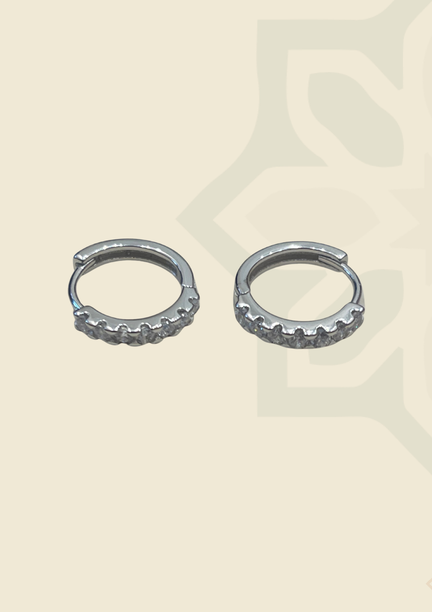 Silver Earing Small Studded Round