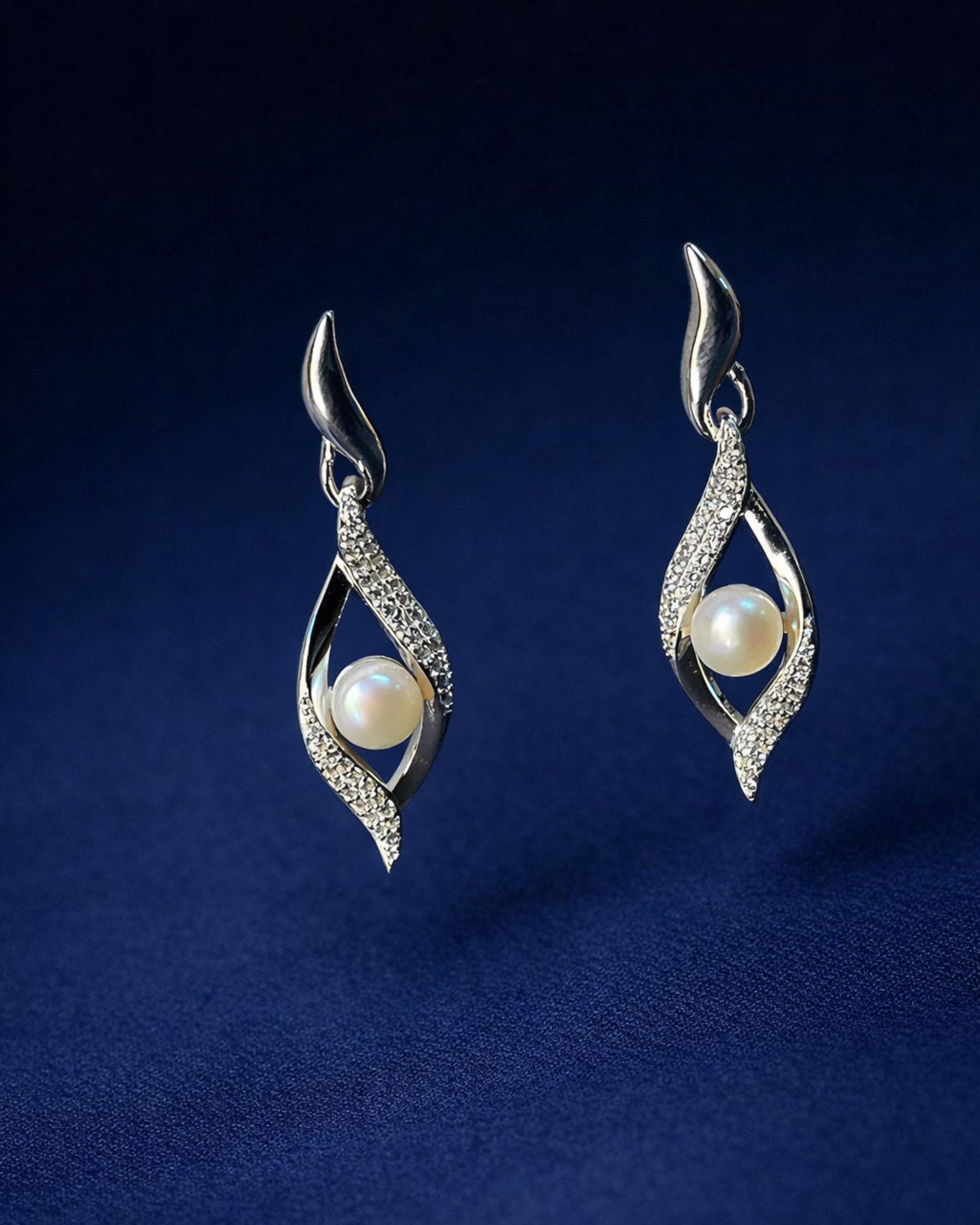 The Pearl cocoon Earrings 4298