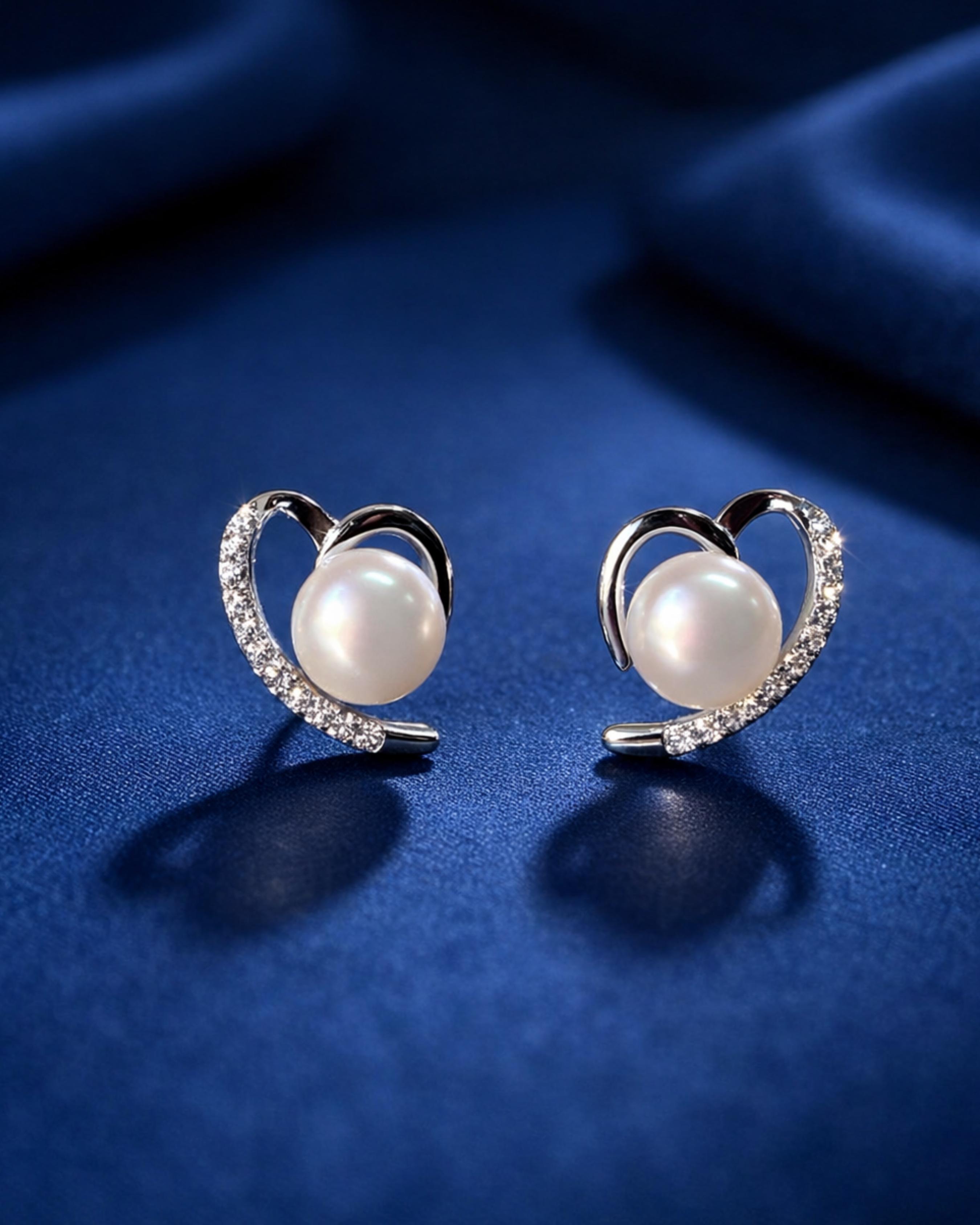 The Pearl Heart Earrings 4304