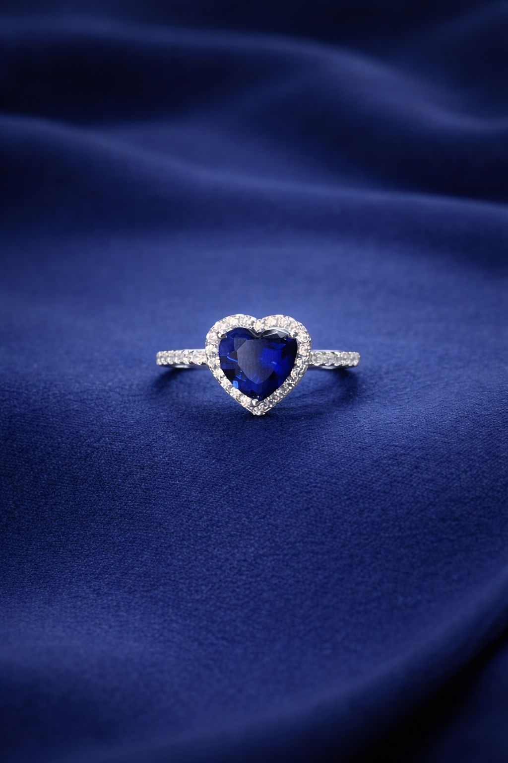 The Midnight Sapphire Heart  Ring 7377