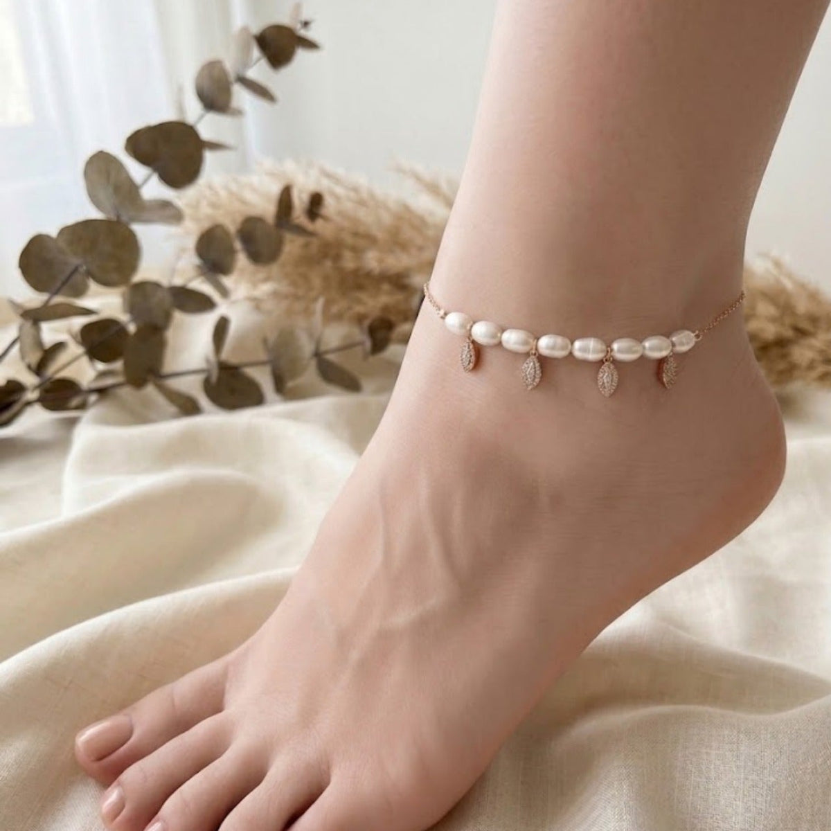 Pearl & Teardrop Charm Anklet  9044