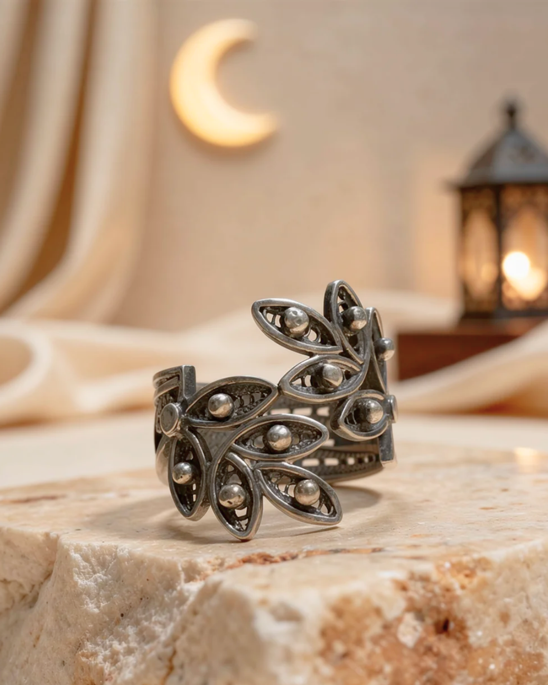 Filigree Leaf Statement Ring 7388  خاتم